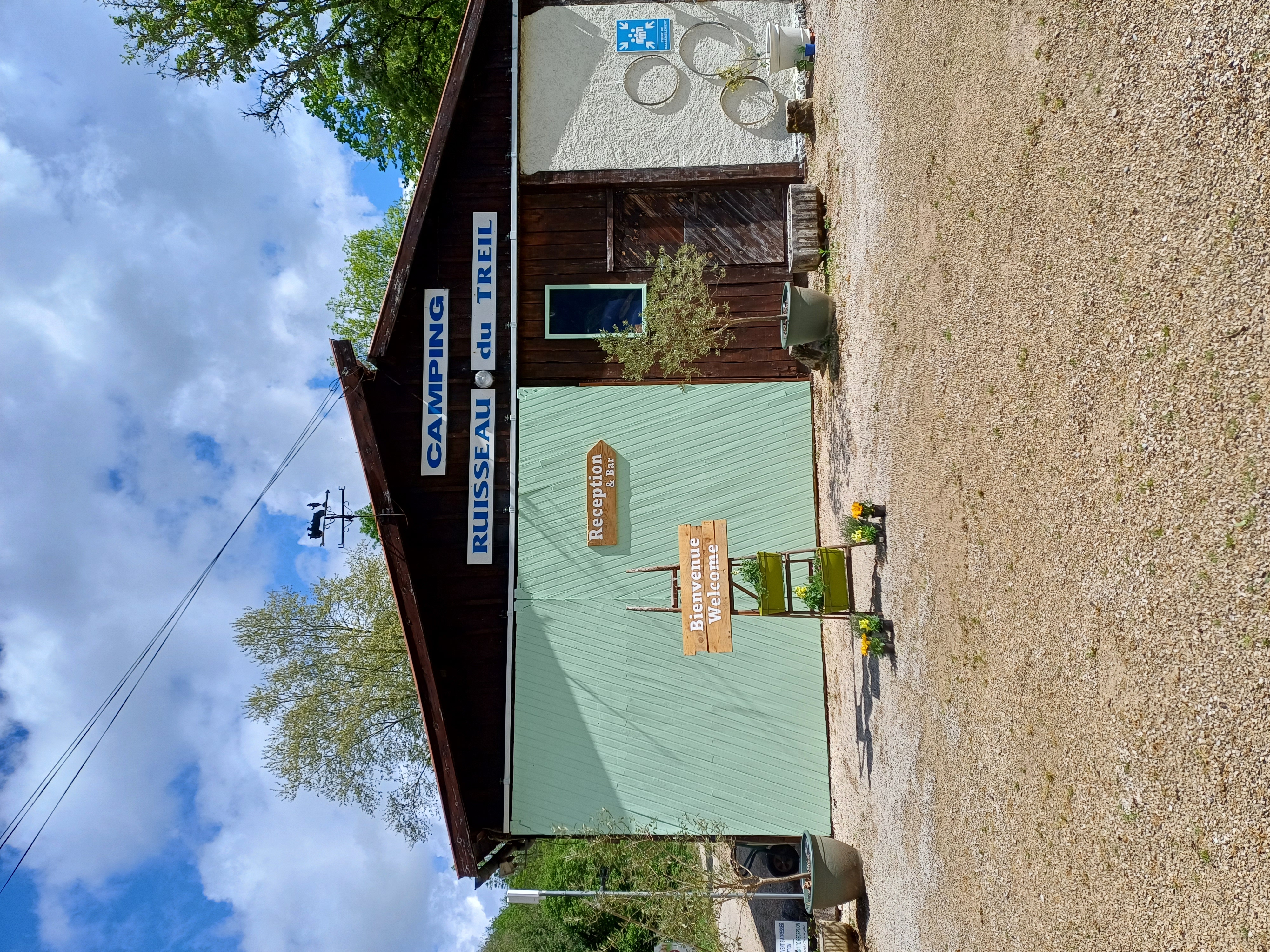 Camping du Ruisseau du Treil, Larnagol - photo 3