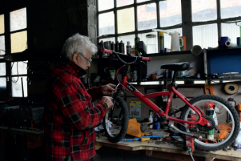 Festival Résurgence X : Gilles, les vélos et les migrants