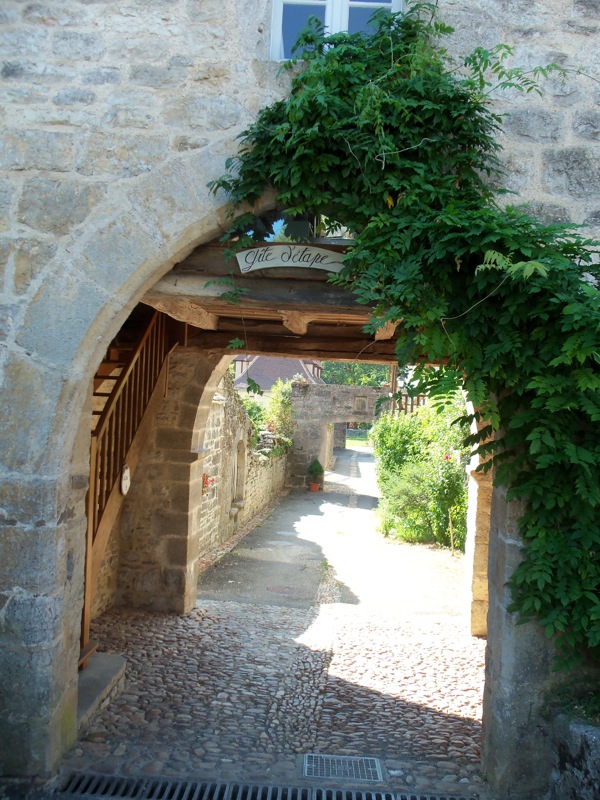 Gite d'étape d'espagnac ste eulalie - l'arrivée