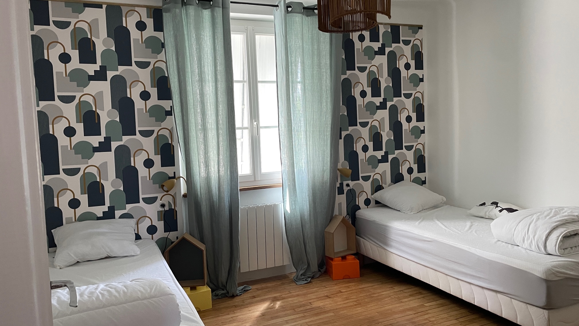 A Lot of Souvenirs, Tauriac - photo 9