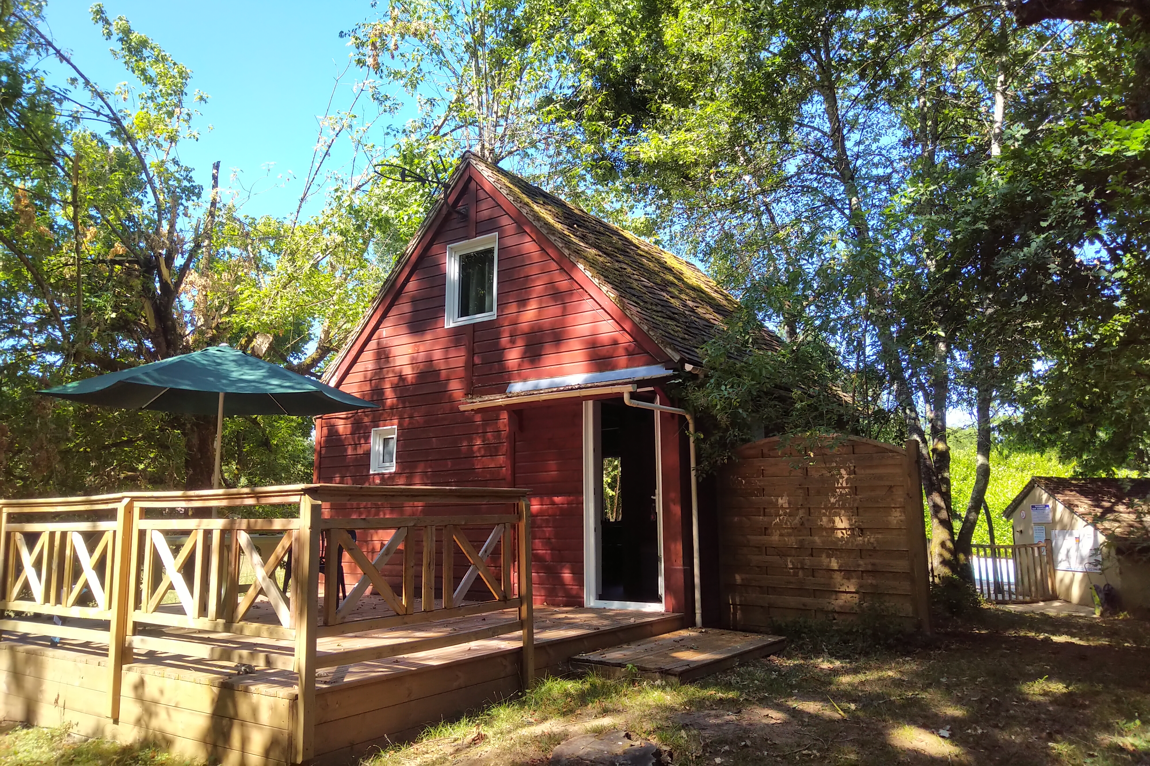 Parc Résidentiel de Loisirs Les Chalets Mirandol Dordogne, Vayrac - photo 13