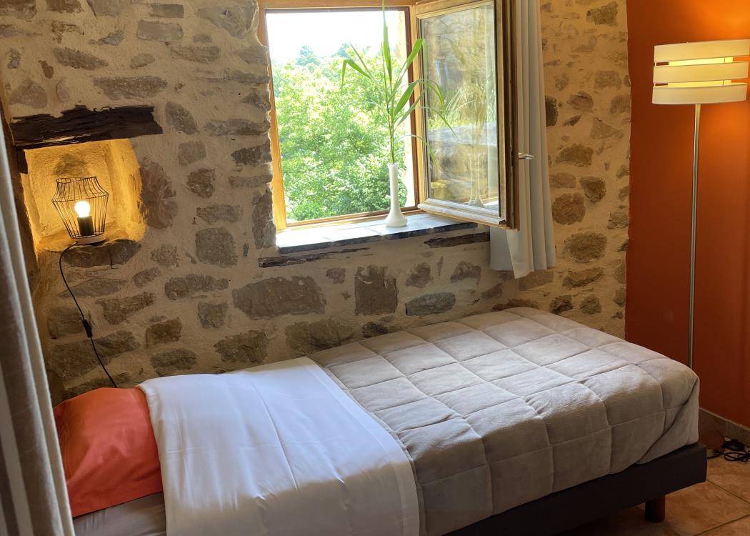 Chambre Colibri 1 lit de 90 en rez-de-chaussée