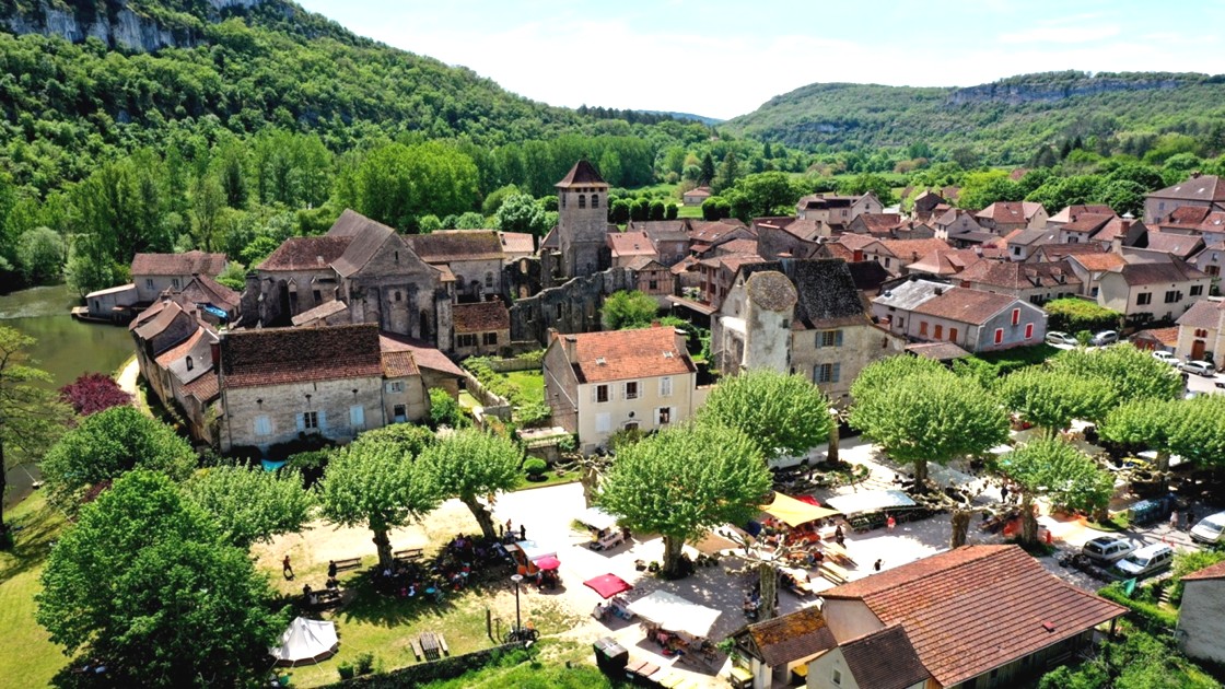 Exposition à Marcilhac-sur-Célé : « Marcilhac entre ciel et terre » — visuel événement