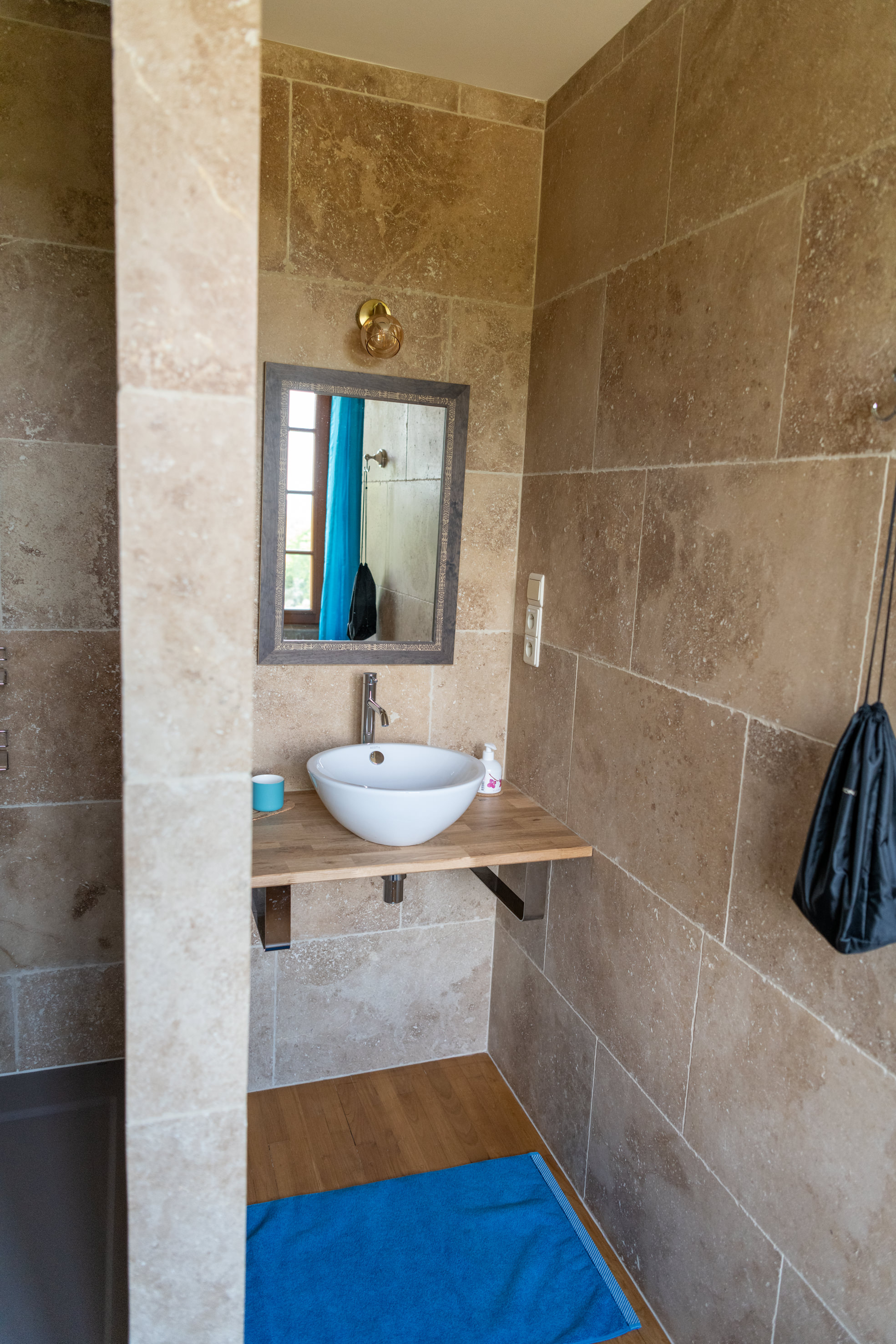 Aminata, Pontcirq - photo 5