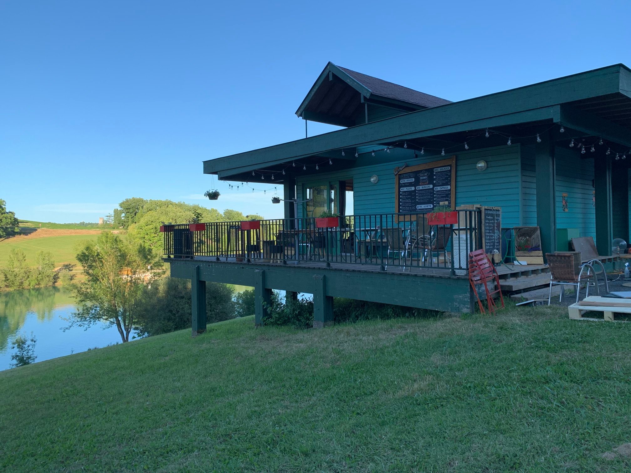 Restaurant L'Oustal du Lac, Montcuq-en-Quercy-Blanc - photo 3