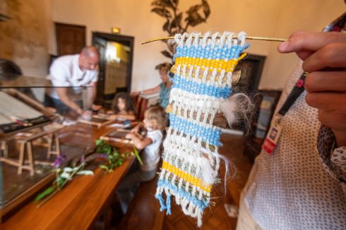 Visite-atelier en famille : Tissage végétal