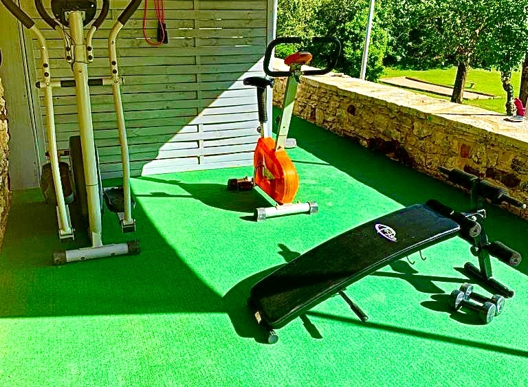 La Biche au Bois, Montcléra - photo 6