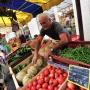 Marché de Prayssac - Etal du GAEC de la Treille - © Lot Tourisme- C. ORY