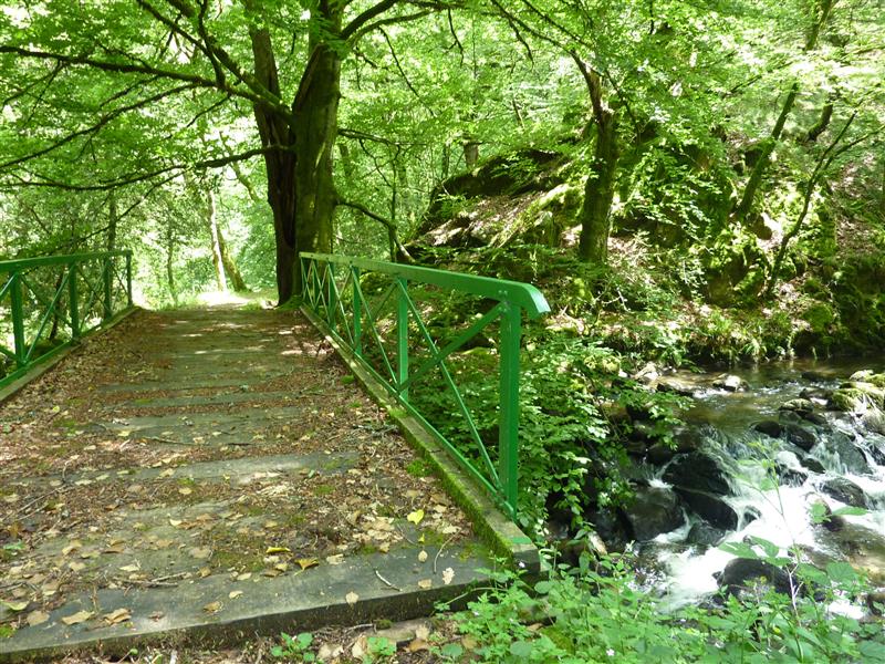Marraufin - Pont au dessus du Cayla_14 © Lot Tourisme - C. Sanchez