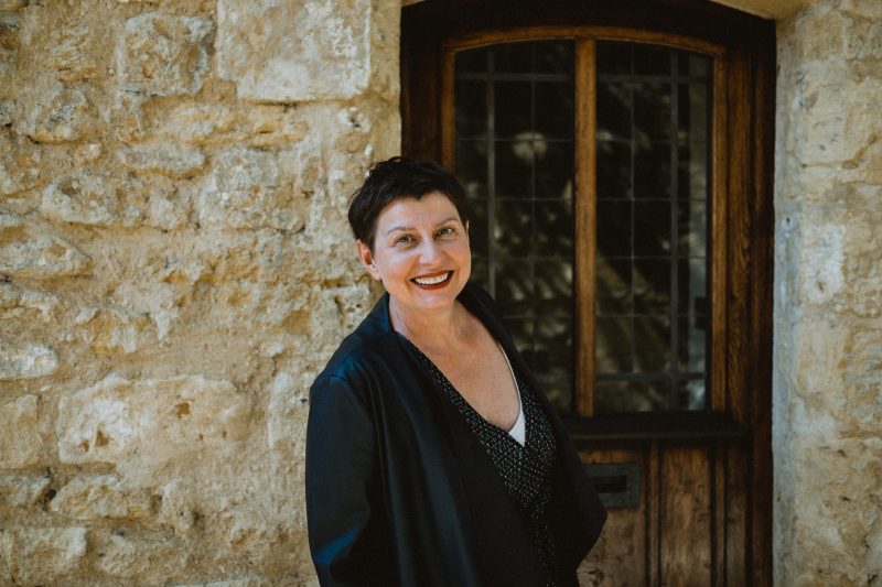 Helping Hands Conciergerie - Mme Nathalie Gallardo