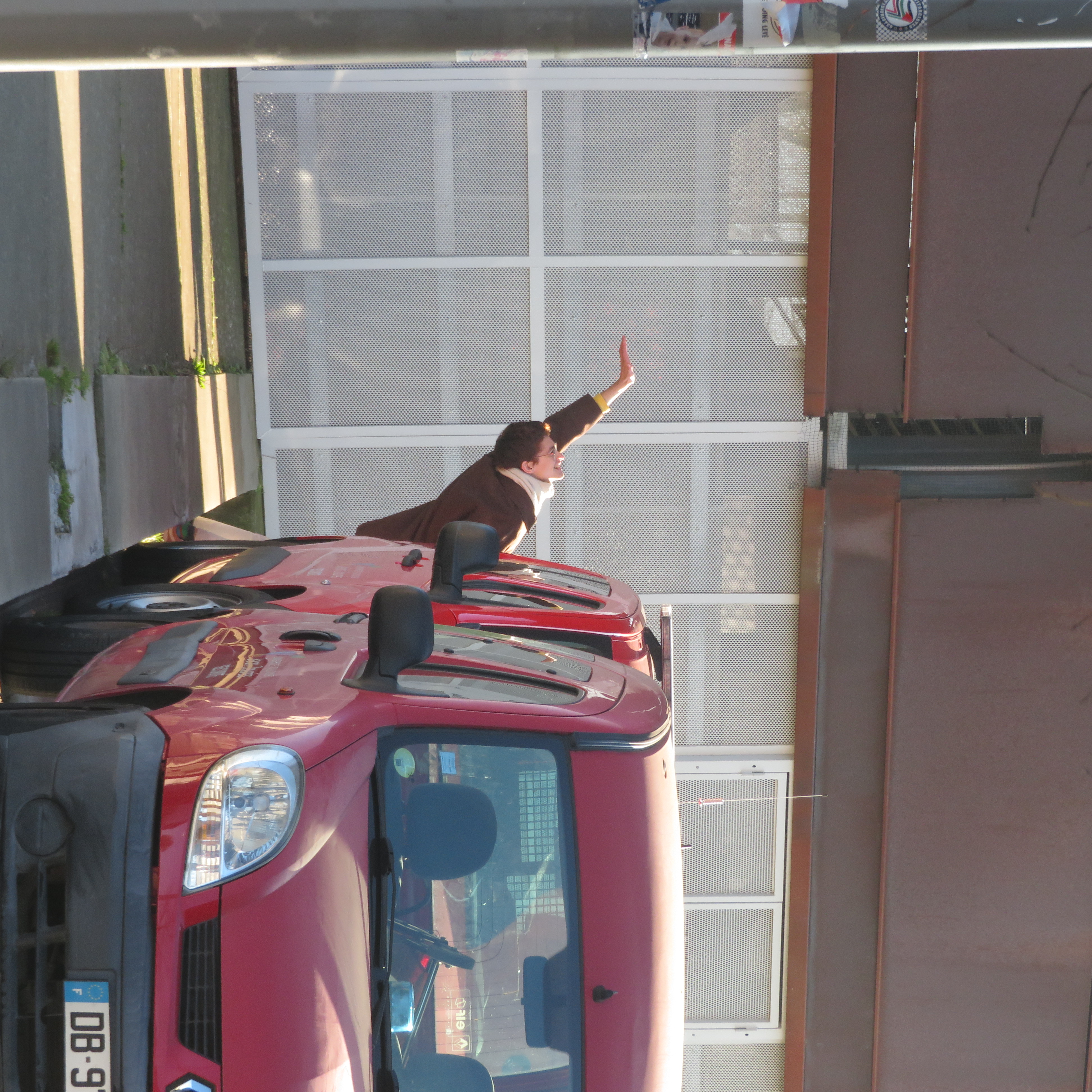 On voit même pas la mer - Déambulation théâtrale, Lanzac - photo 3