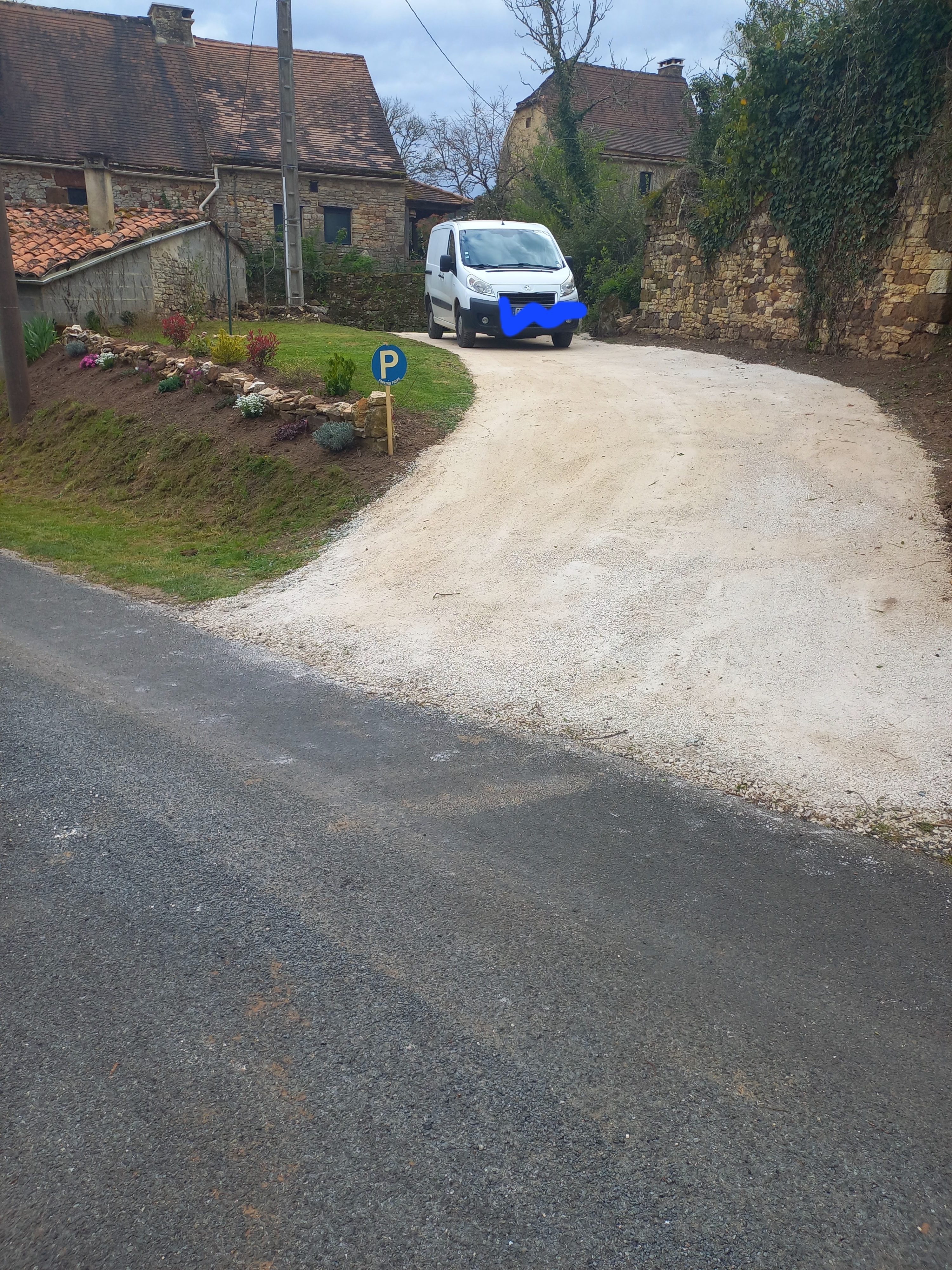 Petite Maison avec glycine, Montcléra - photo 9