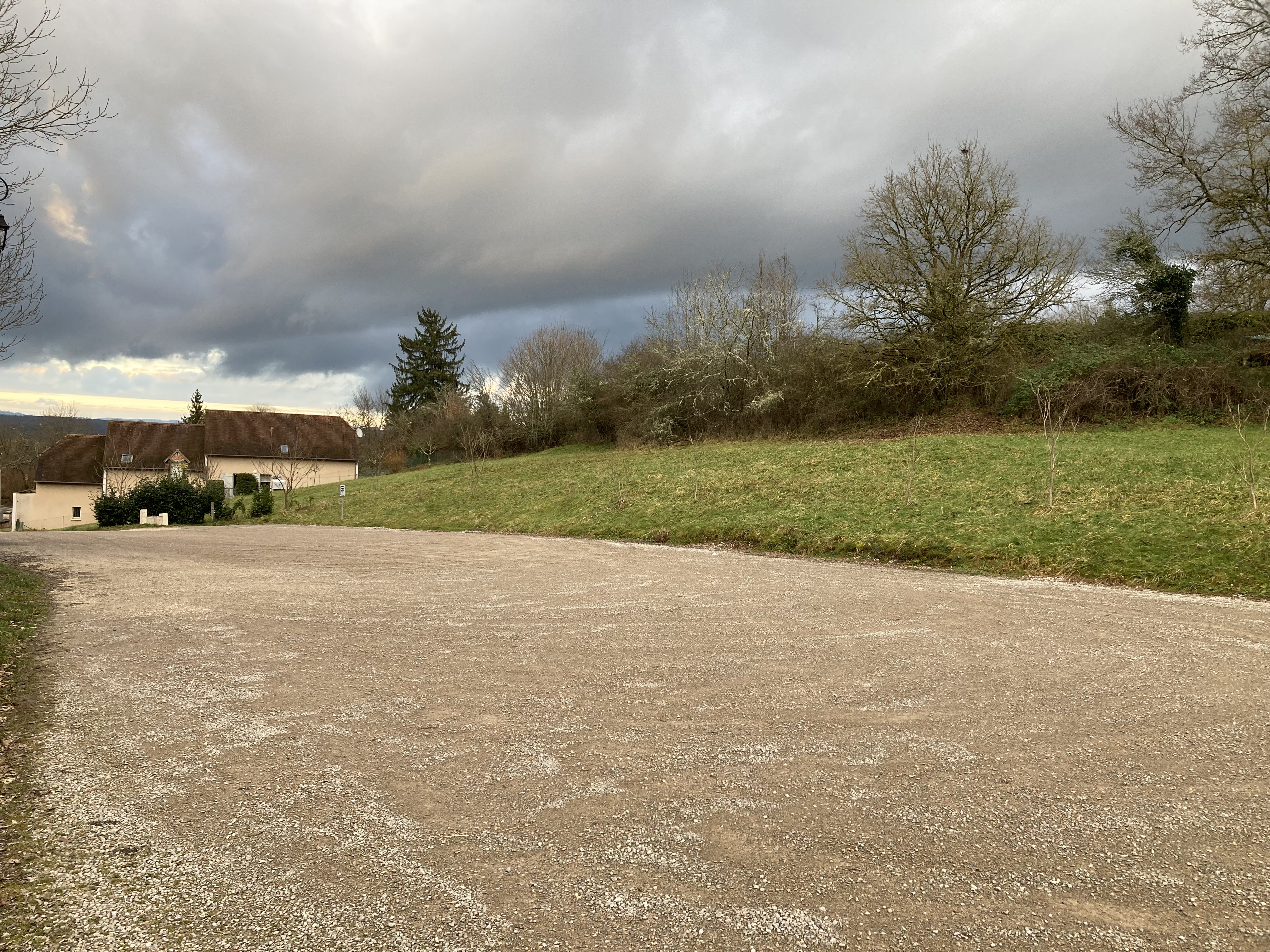 Aire de Stationnement et de Services de Carennac, Carennac - photo 2