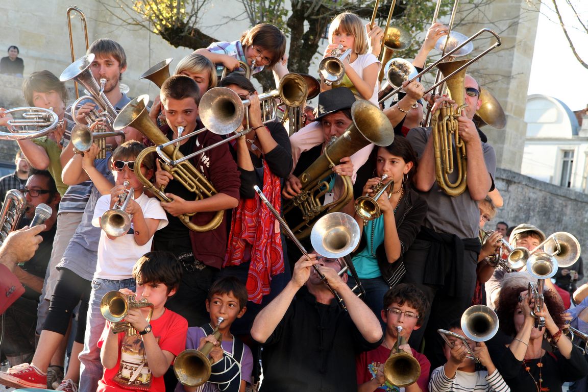 Festiv'Arts - la fanfare de la touffe