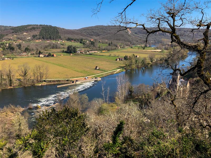 Point de vue sur la vallée du Lot -Sentier de Crégols