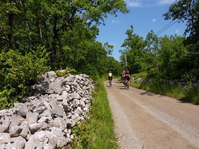 Pouzols - Balade entre chemins de pierre _09 © Lot Tourisme - C. Sanchez