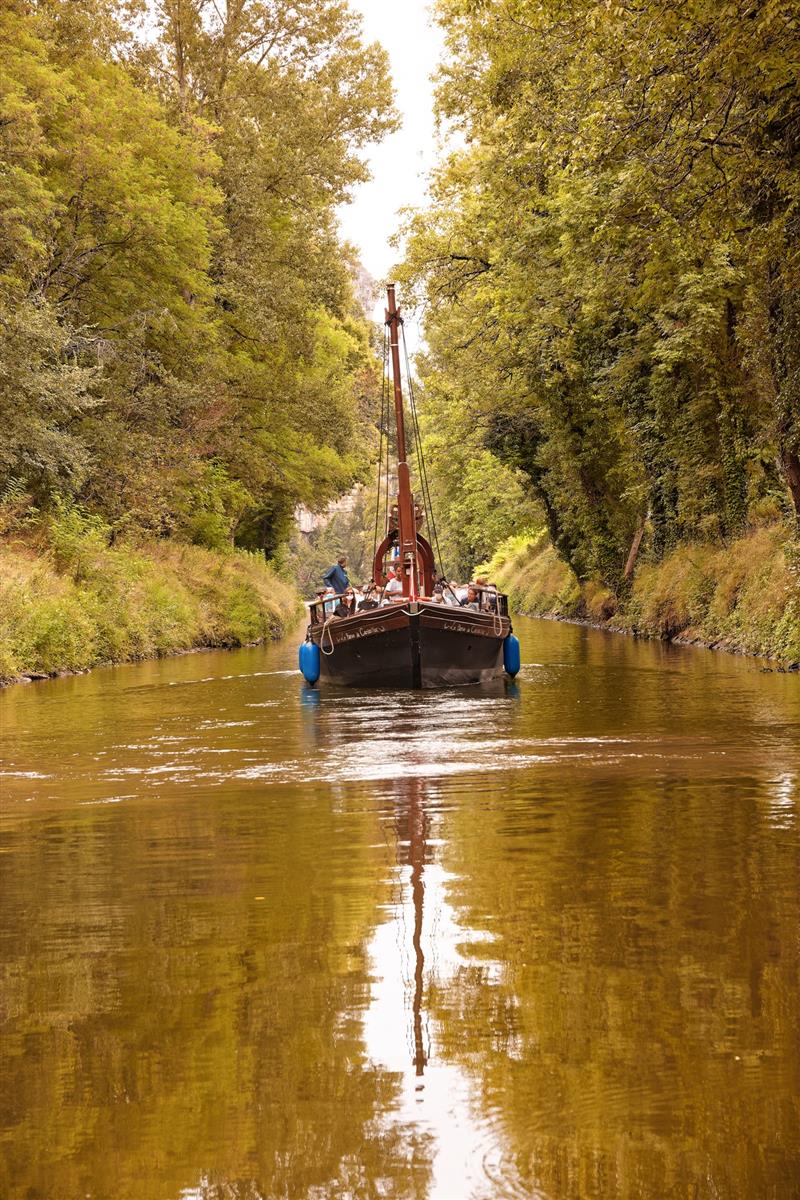 Les Croisières de Saint-Cirq-Lapopie - Croisières en Gabares d'autrefois