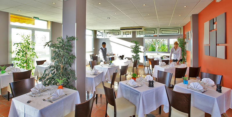 Hôtel Restaurant Domaine Les Trois Pins, Lhospitalet - photo 10