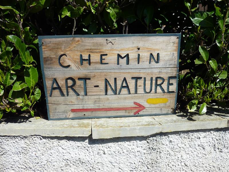 Signalisation sentier "Art et Nature"_03 © Lot Tourisme - C. Sanchez