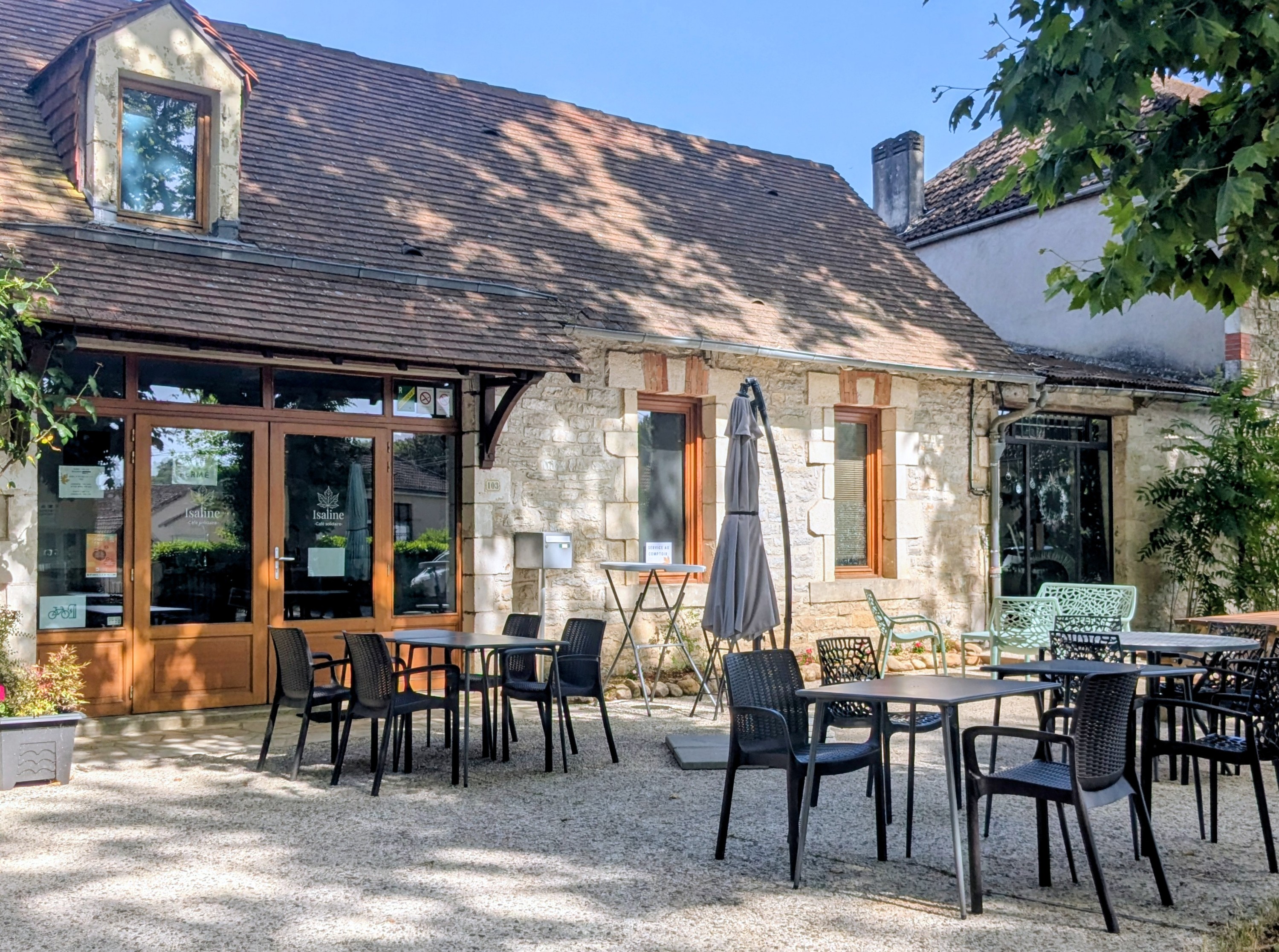 Isaline, café, petite restauration