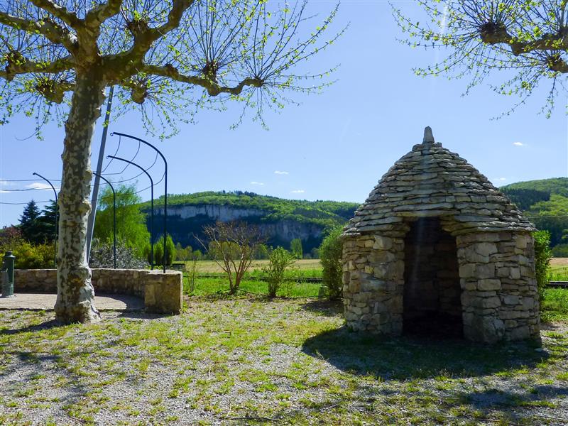 Tour de Faure - Cazelle lotoise en pierre sèche © Lot Tourisme - C. Sanchez