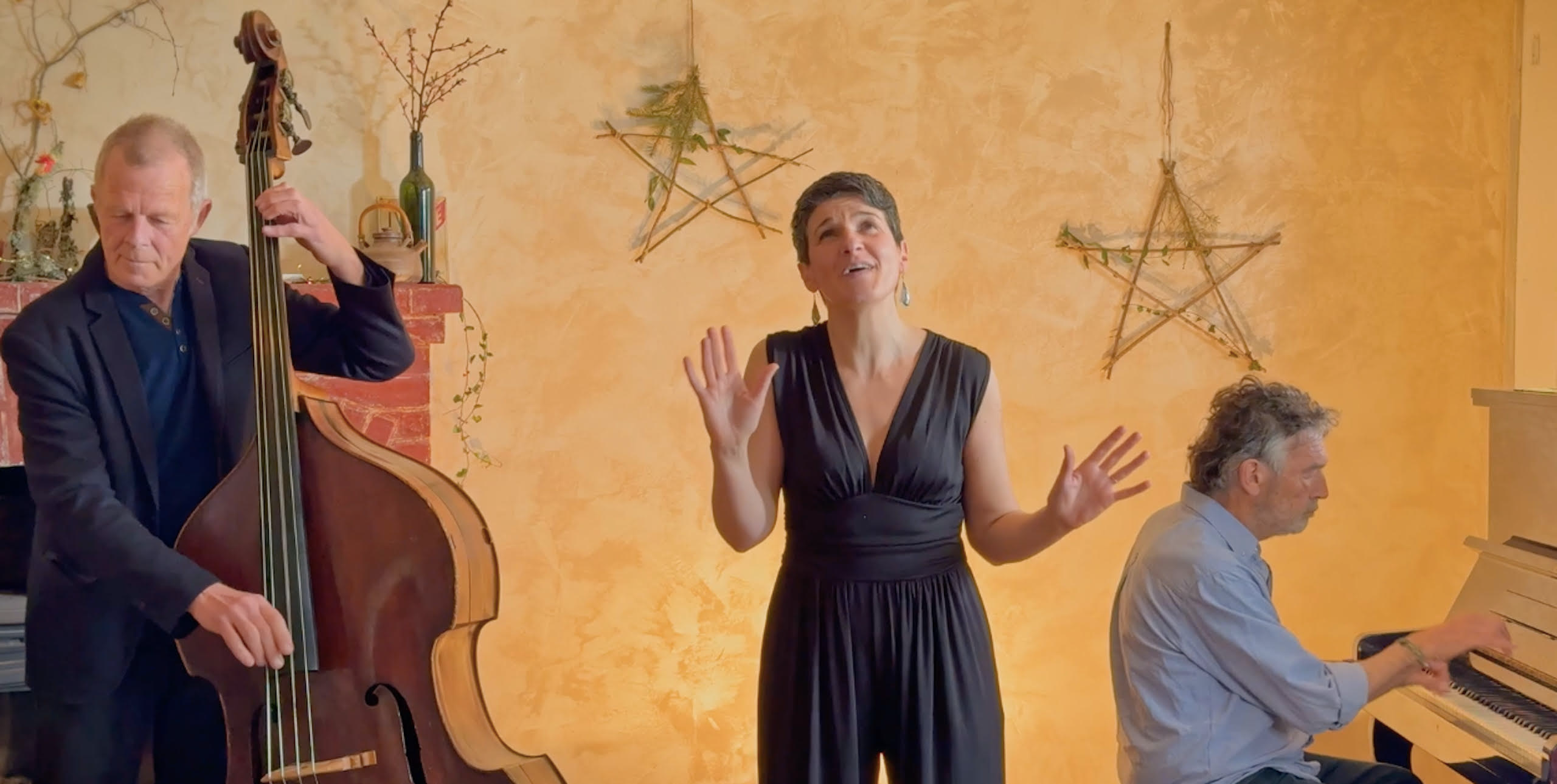 Ledon Trio  en concert pour le Folk Club de Cahors avec des chansons jazz