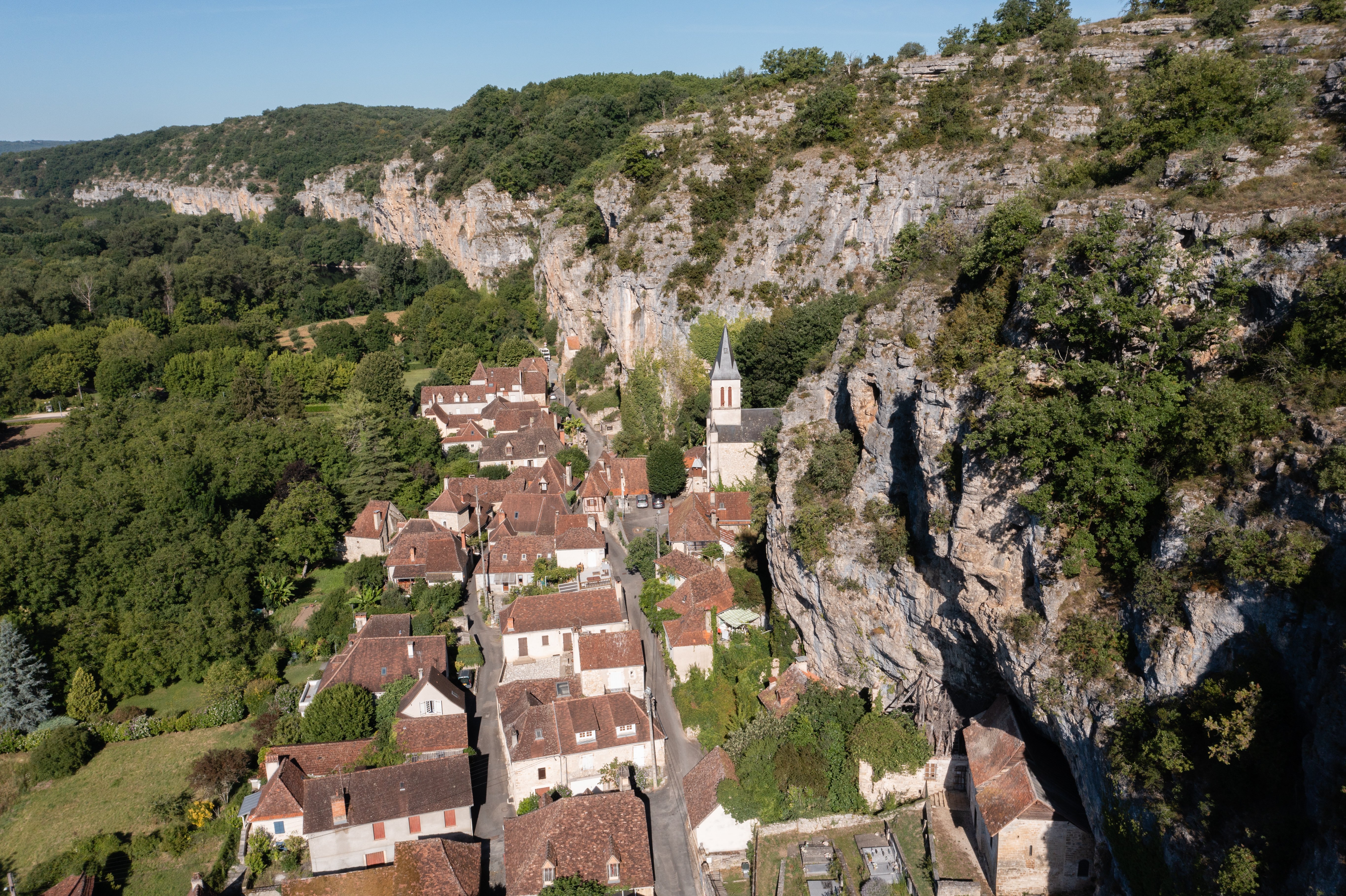 Vue drone du village de Gluges