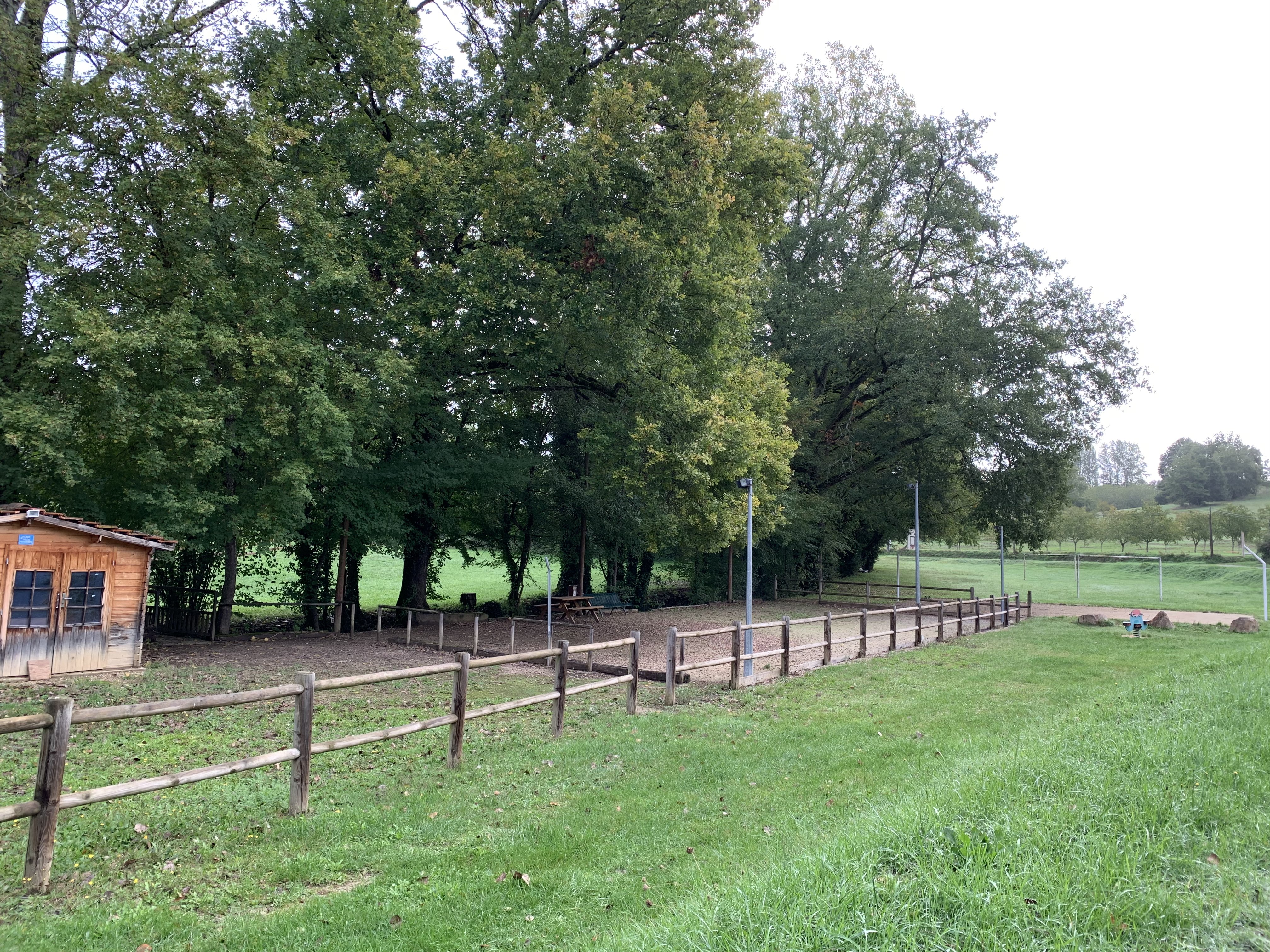 Aire Pique-Nique de Boissieres - le pré communal - photo 2