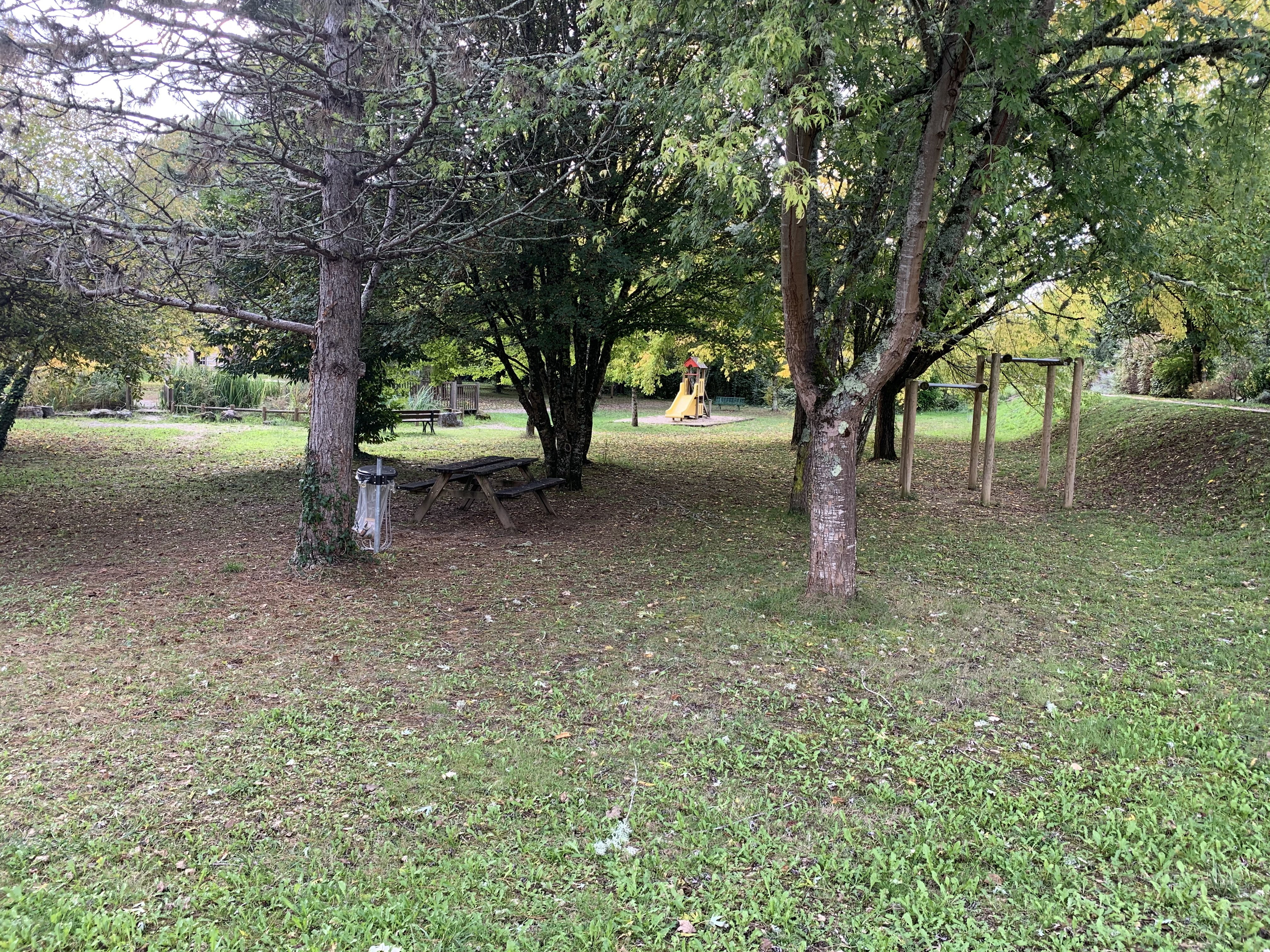 Aire de Pique-Nique de l'Arboretum, Salviac - photo 2