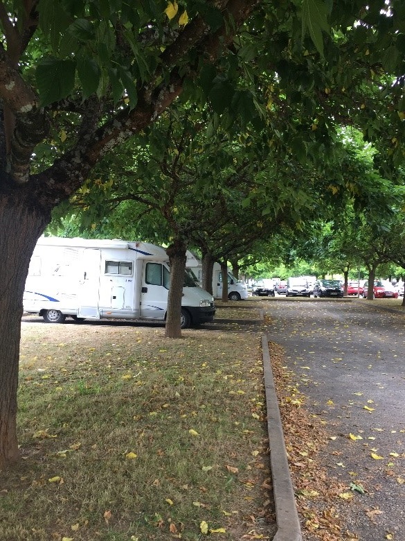 Aire communale de services et d' accueil