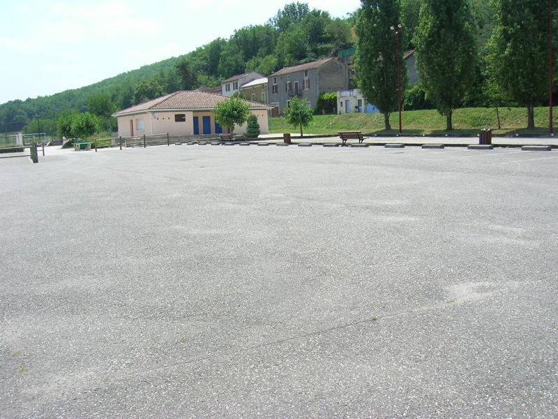 Aire communale de service et accueil, Arcambal - photo 2