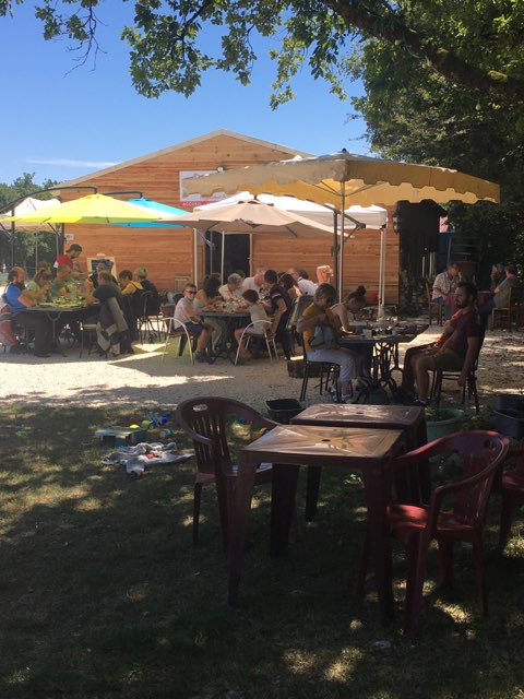 Aire pour Camping-Car à la Ferme Auberge d'Esparnol, Montfaucon - photo 5