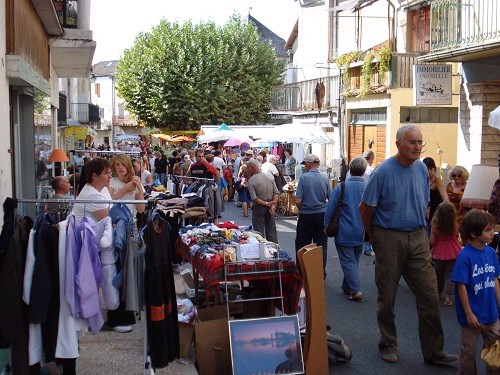 Brocante et vide-greniers à Gramat