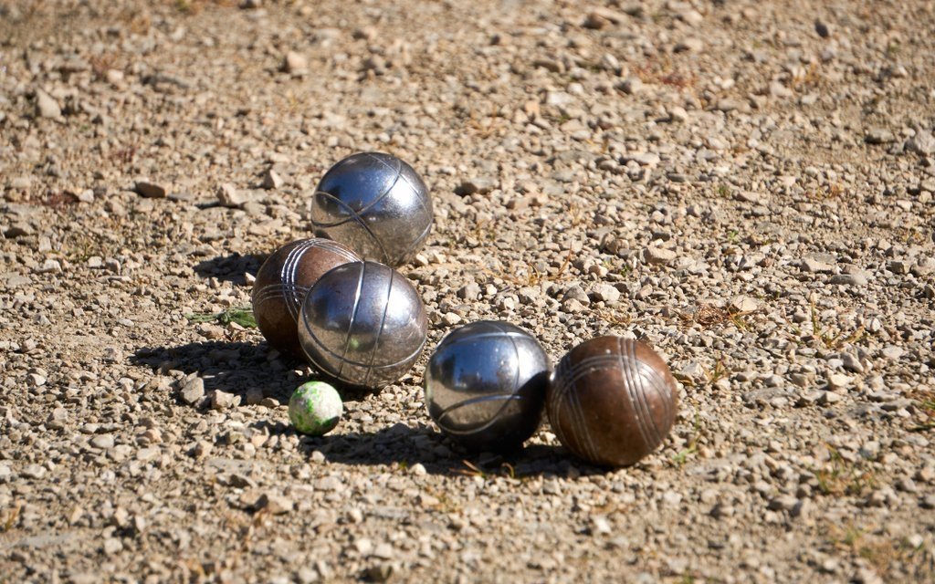 Concours amical de pétanque à Lalbenque