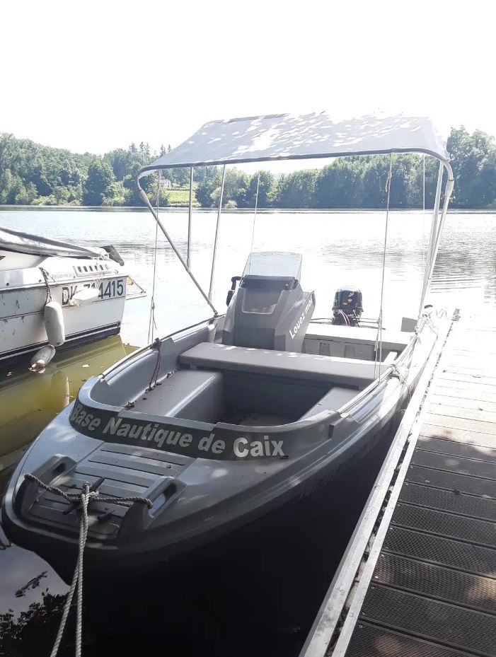 Caïx Base Nautique - Location de Bateaux à Moteur, Luzech - photo 2