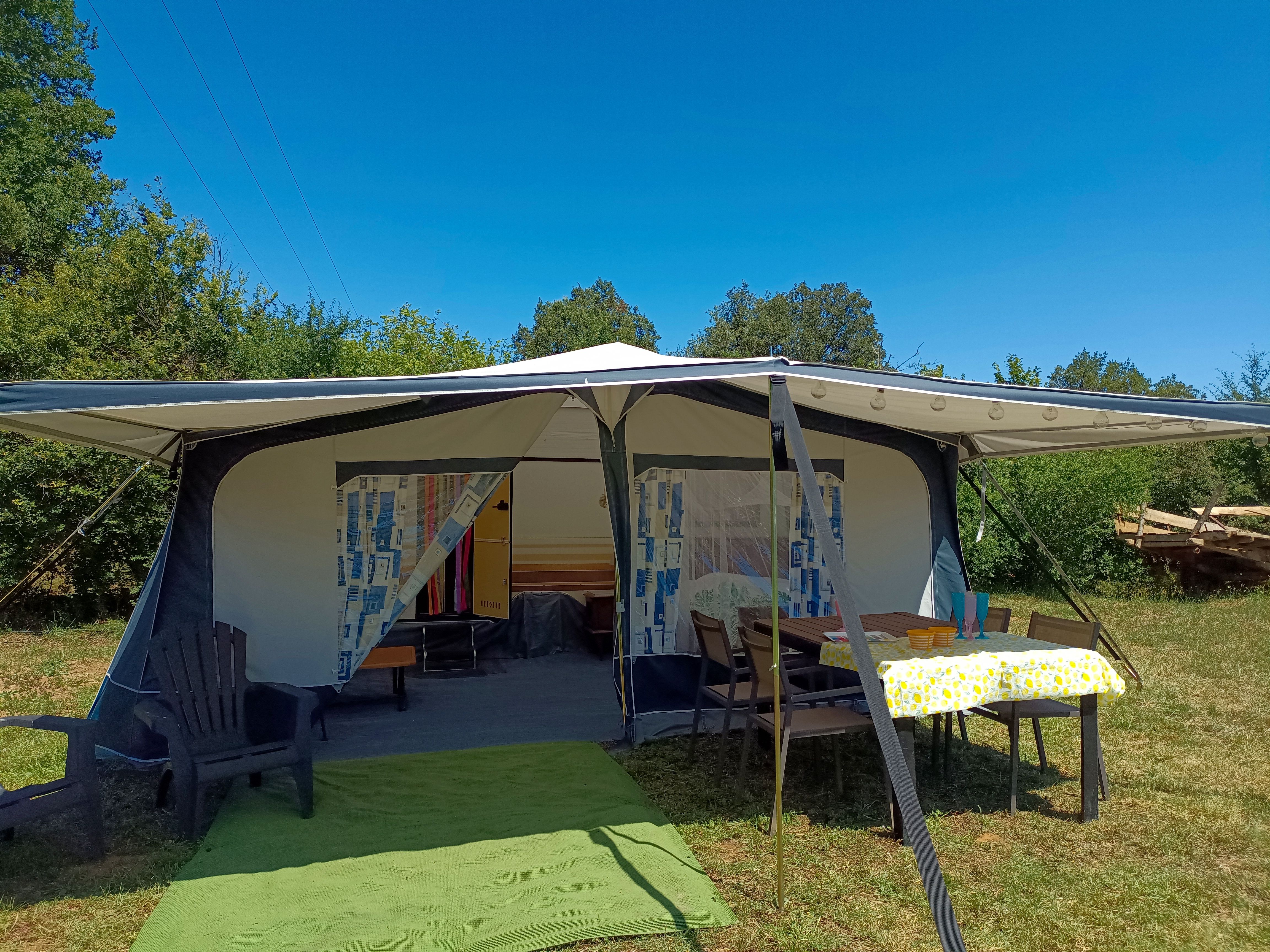 Domaine du Dantou : caravane, Saint-Cirq-Madelon - photo 2