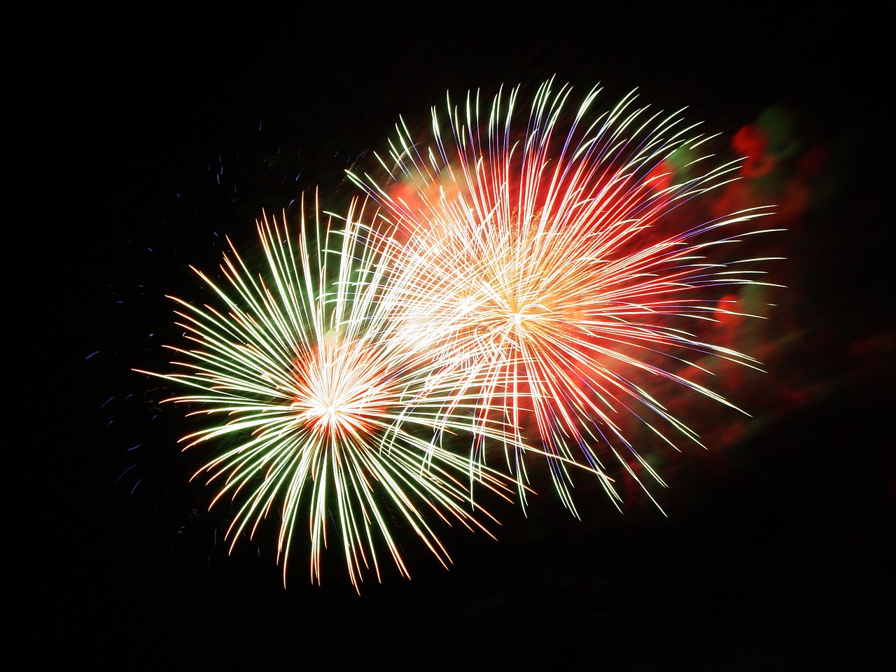 Feu d'artifice à Castelnau-Montratier