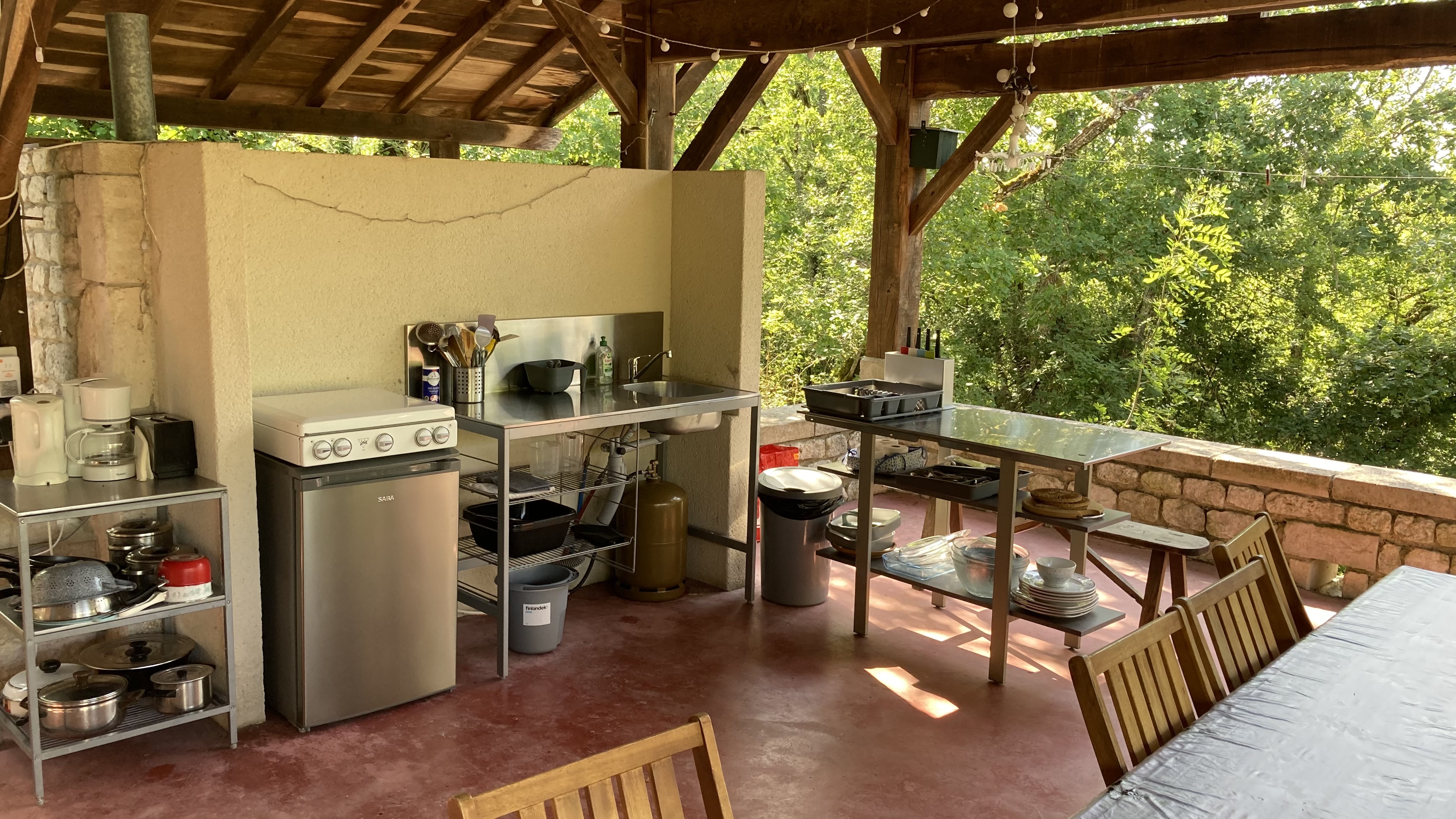 Lavende & Oleander + Place Rouge, Pern - photo 10