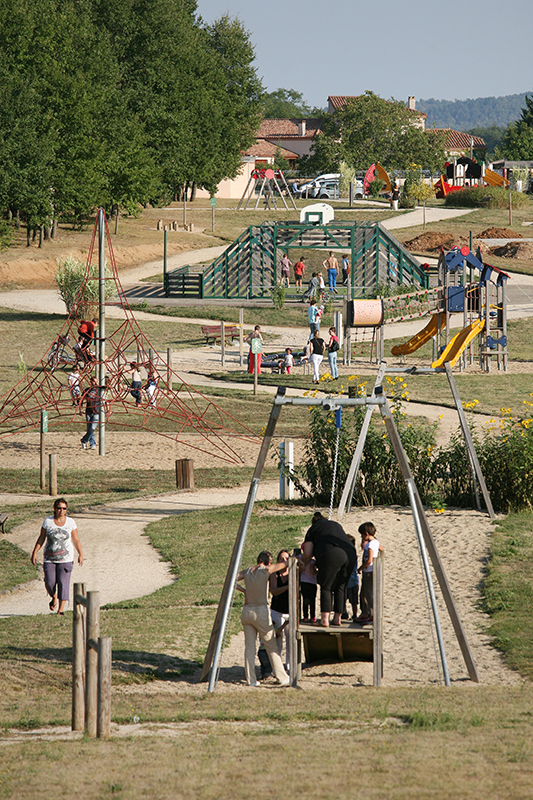 Aire de Jeux de Mercuès