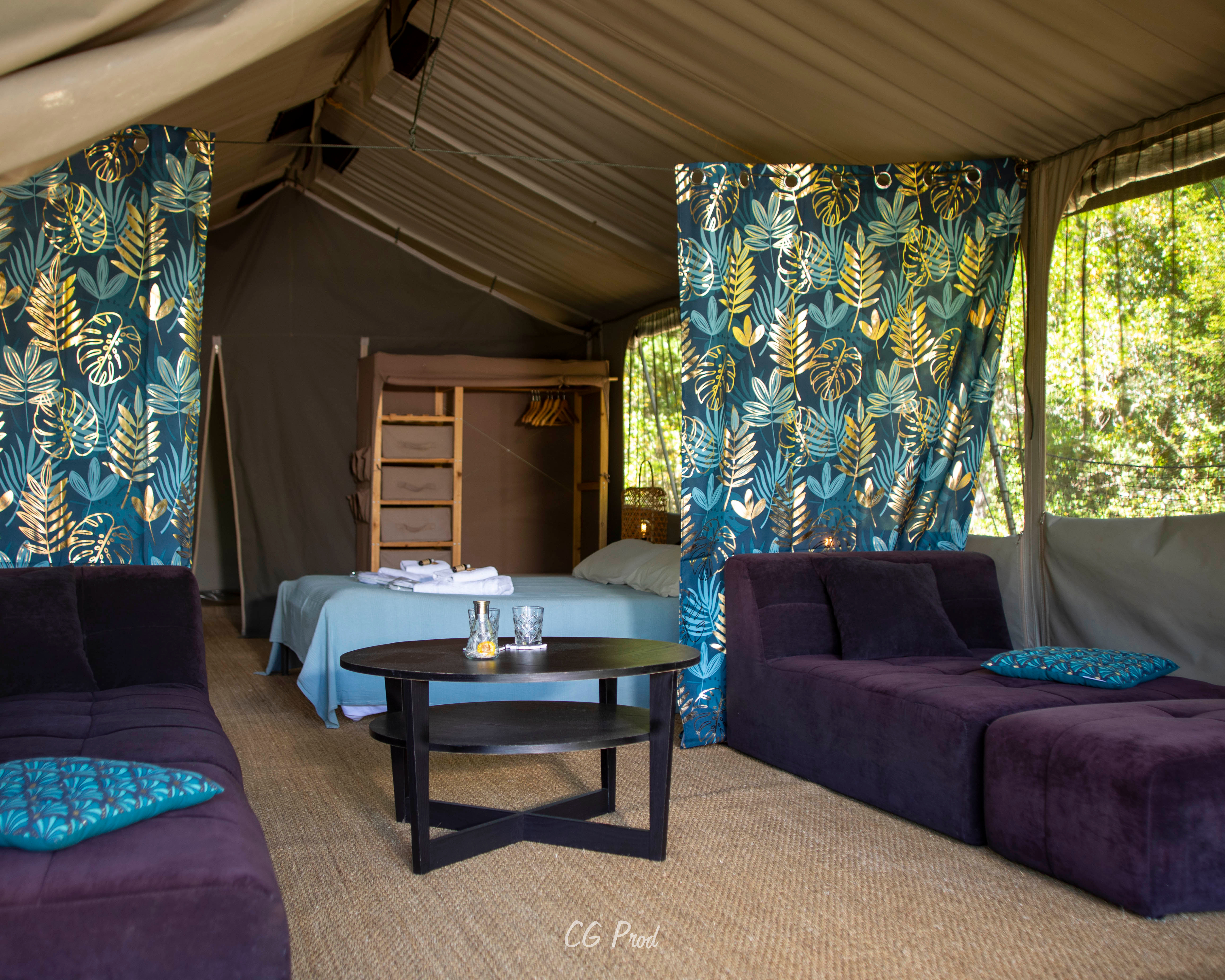 Aux Lodges du Mas de Nadal : Lodge Safari Suite pour 2 personnes avec Jacuzzi, Sauliac-sur-Célé - photo 10