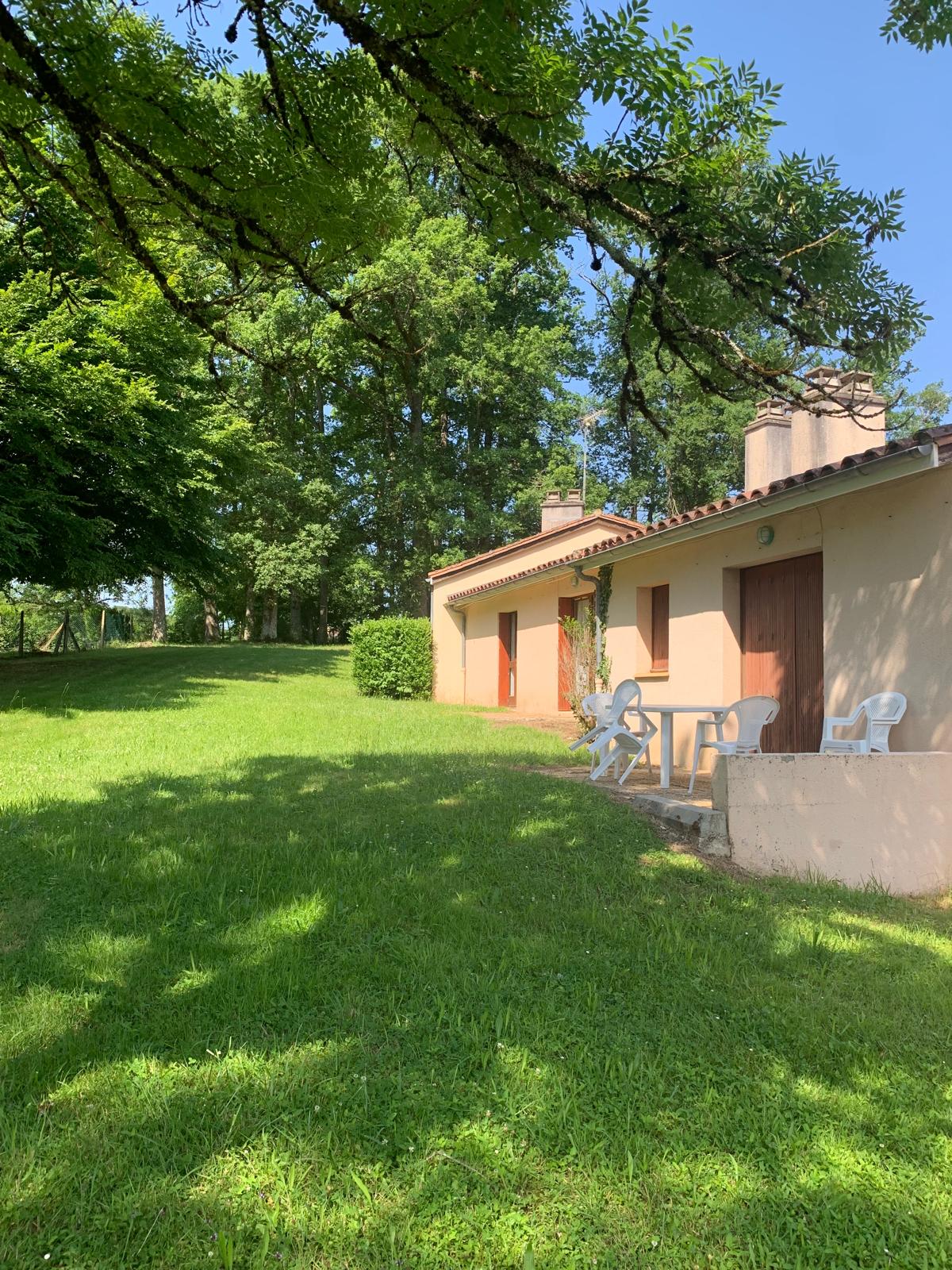 Le Petit Bois 46 - Village de gîtes et Camping