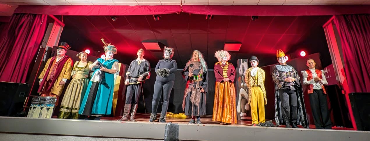 Soirée théâtre avec Les Santufayons à Uzech