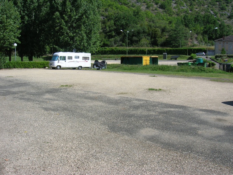 Aire d'accueil et de services Camping de Caïx