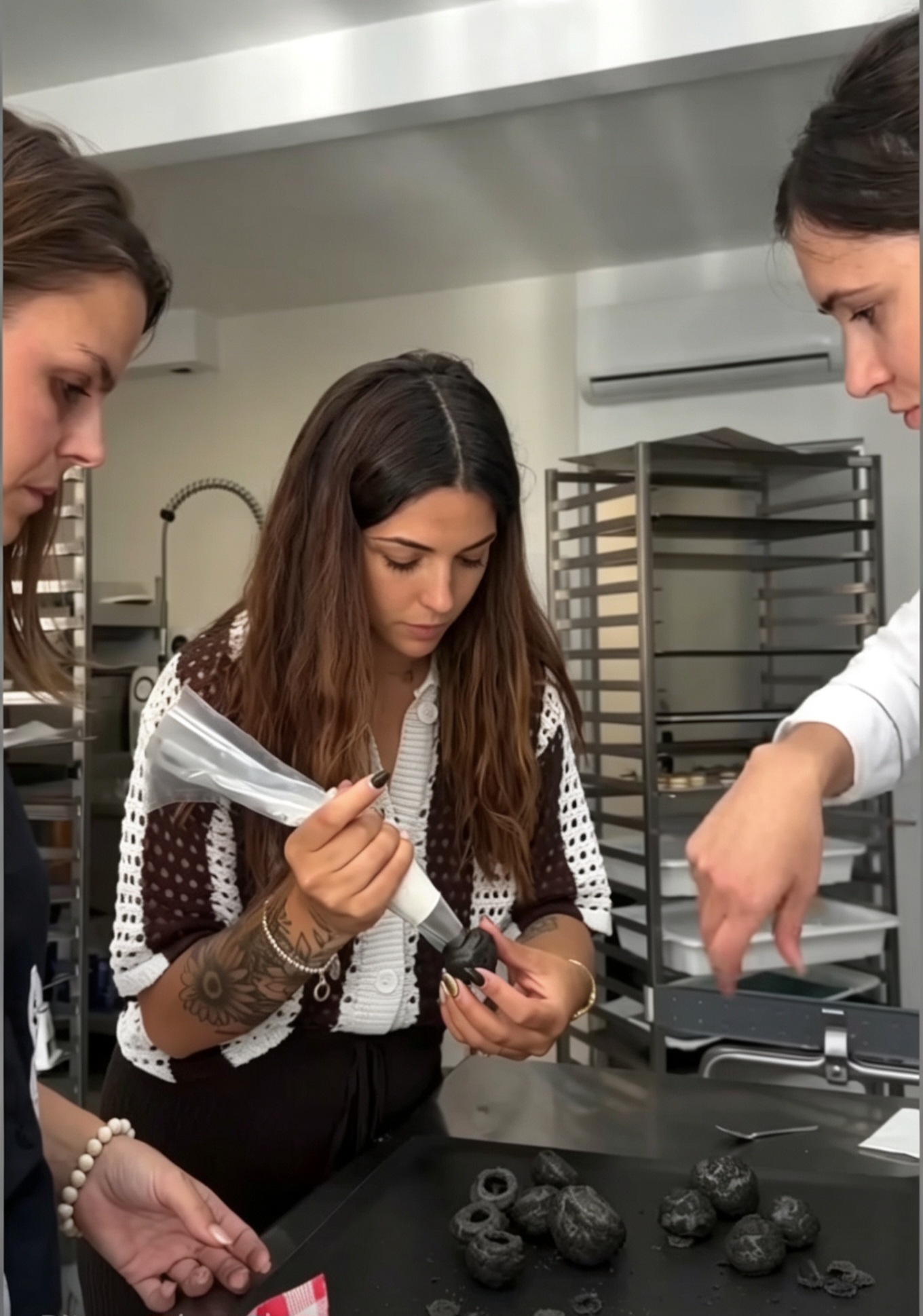 Ateliers de Pâtisserie à Lalbenque : Choux façon trompe l'oeil de Truffe