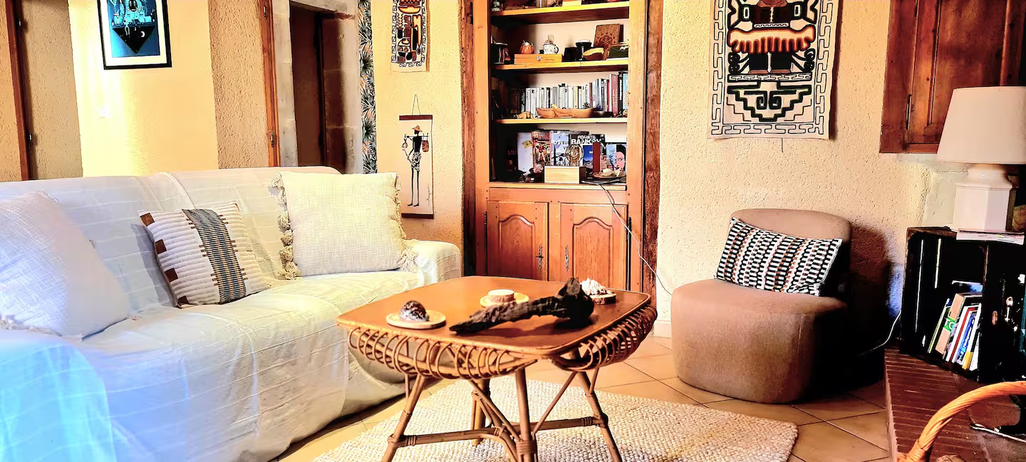 Logis d'Astran, Cénevières - photo 9