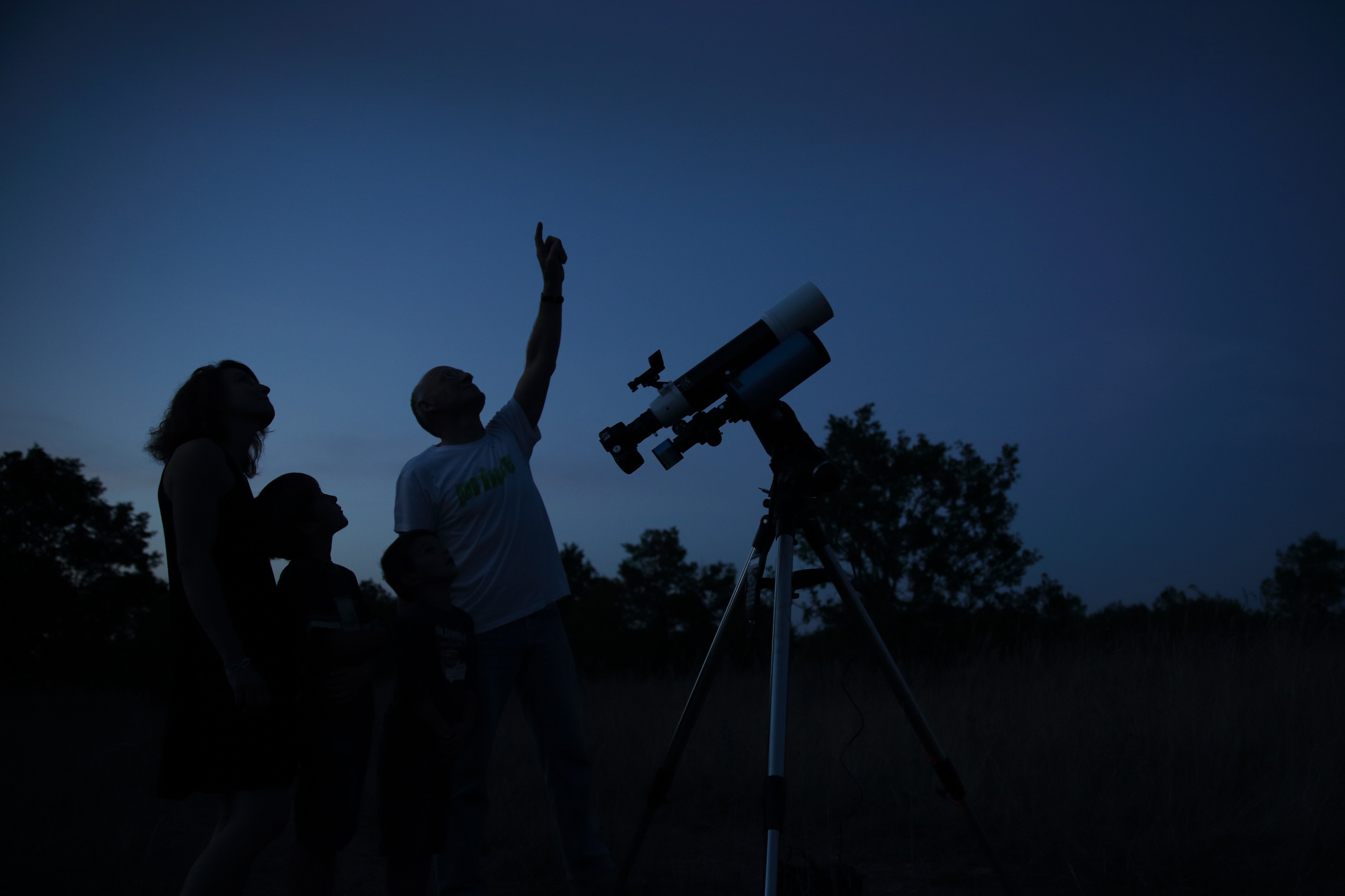 Soirée astronomie "Triangle Noir", découverte des merveilles du ciel aux télescopes.